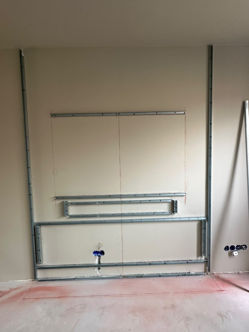 Metalen frame voor de cinewall in Leeuwarden